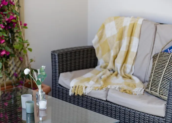 Adelphes Beachfront Apartment With Direct Connection To The Beach