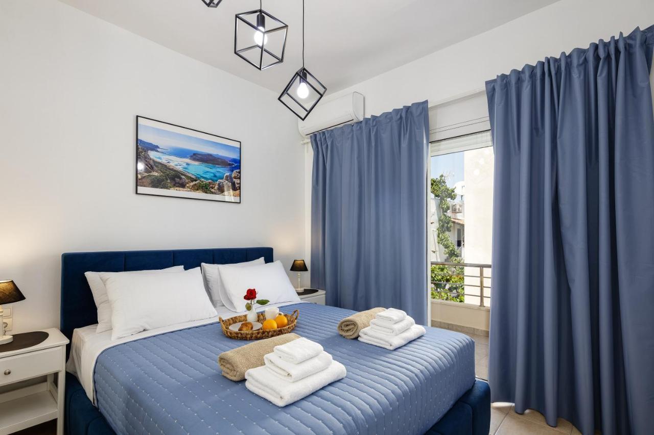 Adelphes Beachfront With Direct Connection To The La Canée